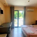Hotel дани 3*