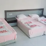 дани Hotel