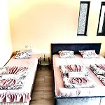 Hotel дани 3*