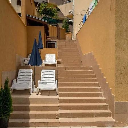 Hotel дани 3*