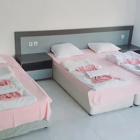 дани Hotel