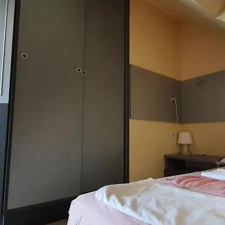 дани Hotel