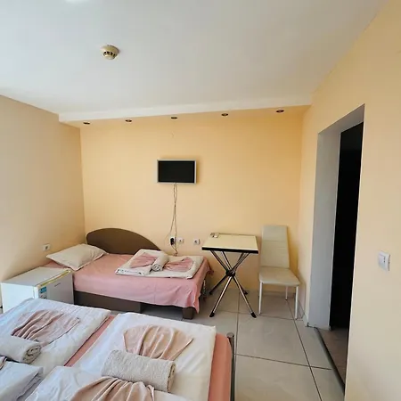 дани Hotel Sandanski