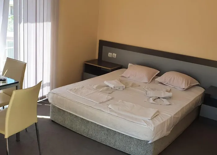 дани Hotel Sandanski