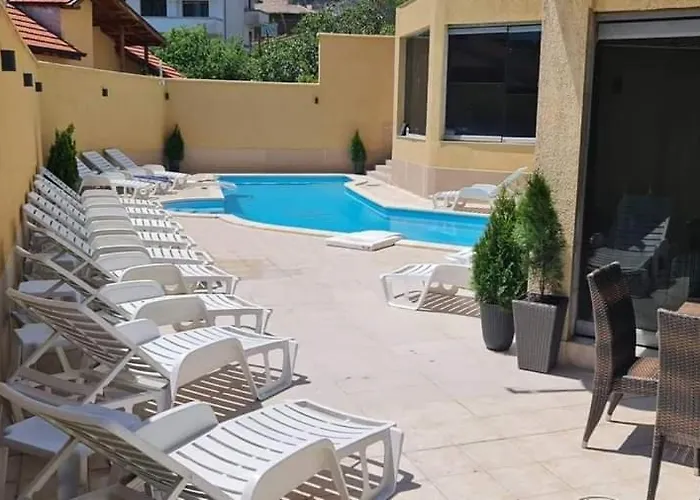 Szálloda дани 3*