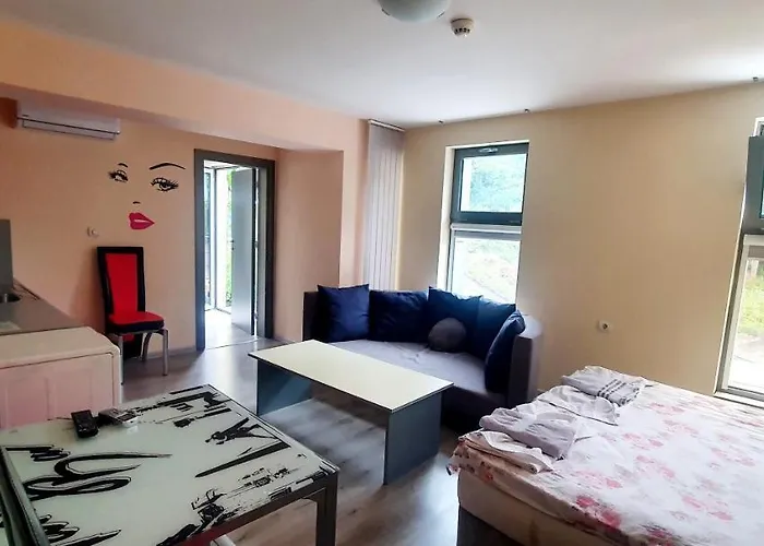 дани 3* Szandanszki